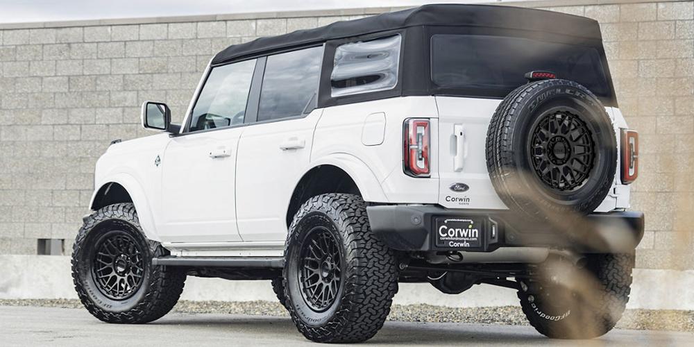 Ford Bronco